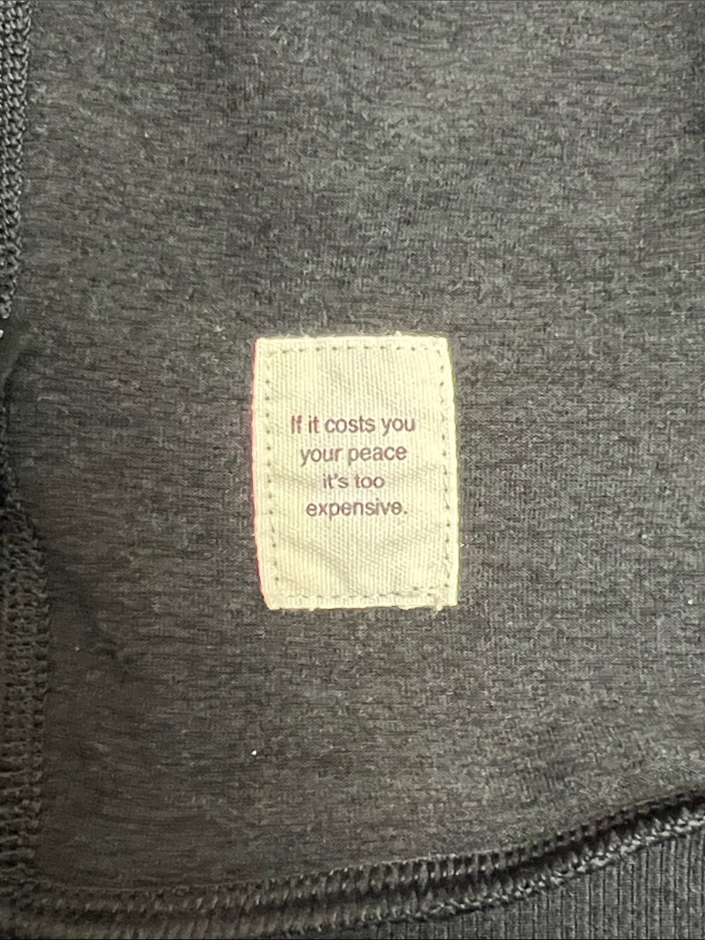 Vuori Halo Long-Sleeve Stretch-Jersey Sweatshirt - Picture 7 of 9